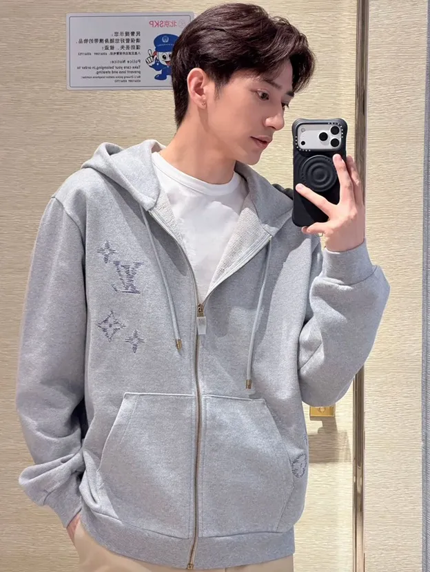 Louis Vuitton/Louis Vuitton sketch embroidered zipper hooded sweatshirt jacket